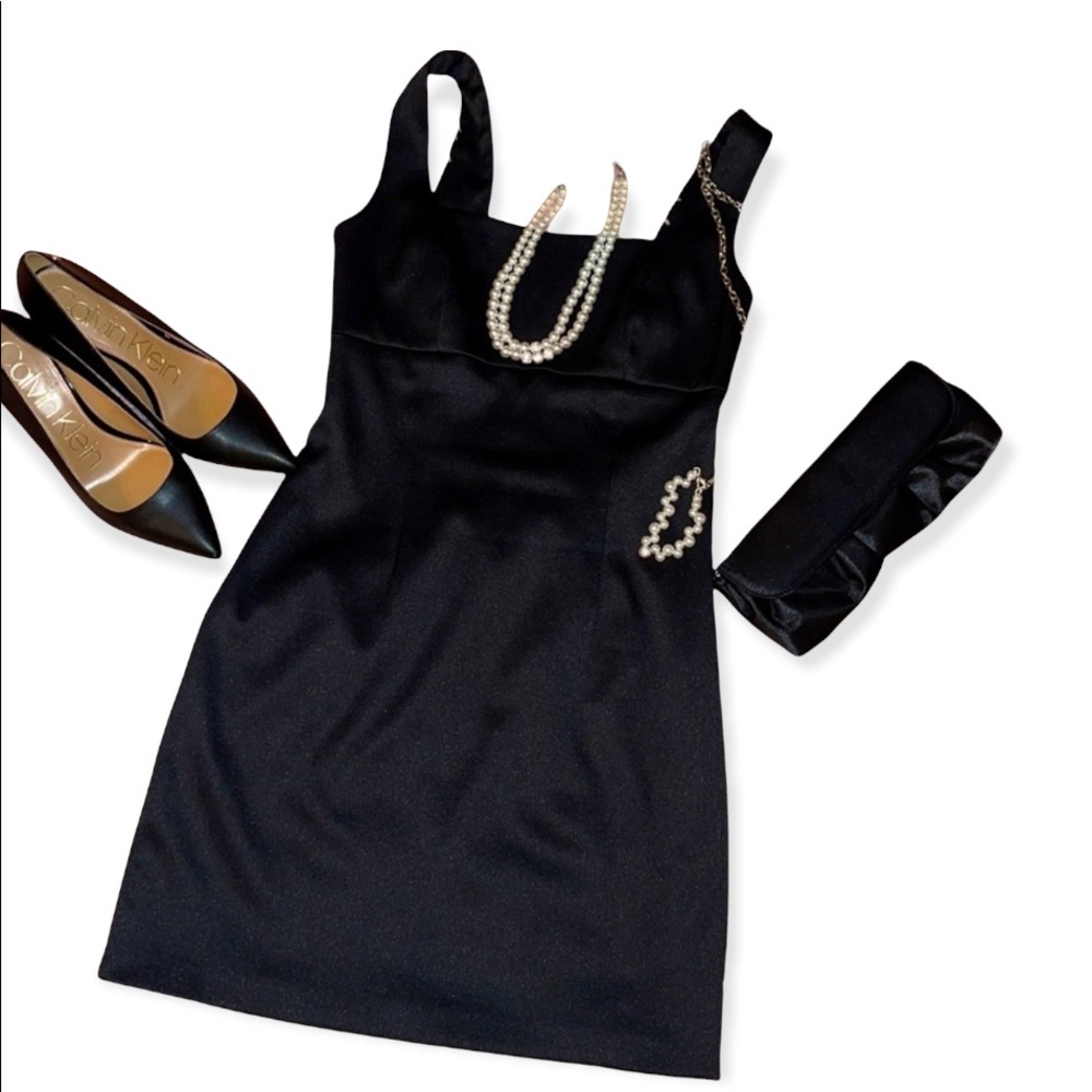 Laundry by Shelli Segal sexy black dress